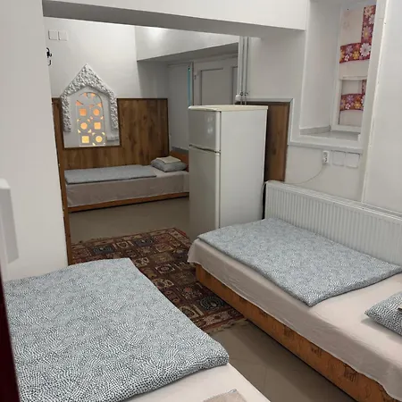 Mueller's 2 Apartment *