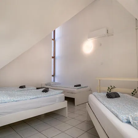 Mueller's 2 Apartment Siofok