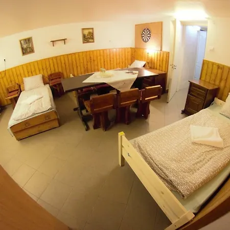 Mueller's 2 Apartment Siofok