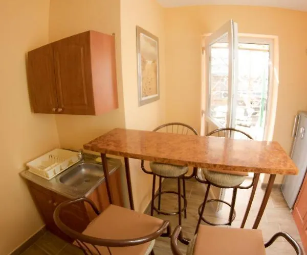 Mueller's 2 * Siofok